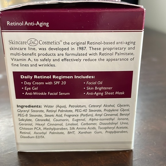 Retinol night cream - Picture 2 of 5